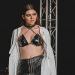 Klaudia für Annomalia auf der Fashion Week SS 2017